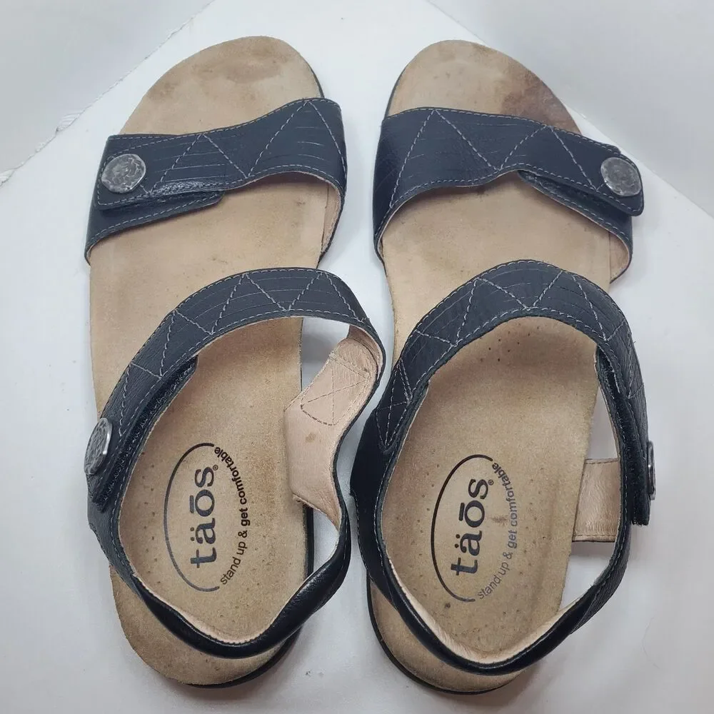 Taos Womens Sz 10 Pioneer Black Leather Silver Medallion Comfort Sandals